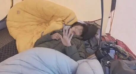 DƬ